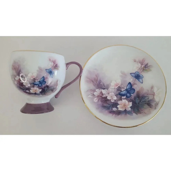 Vintage Lena Liu 'Blossoms & Butterflies' Purple‎ Porcelain Tea Cup & Saucer - Picture 4 of 7